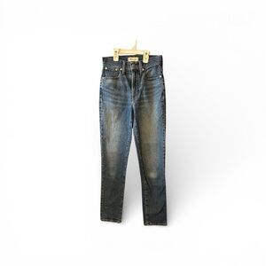 Madewell The Perfect Vintage Jean 23 Light Medium Wash Straight Leg